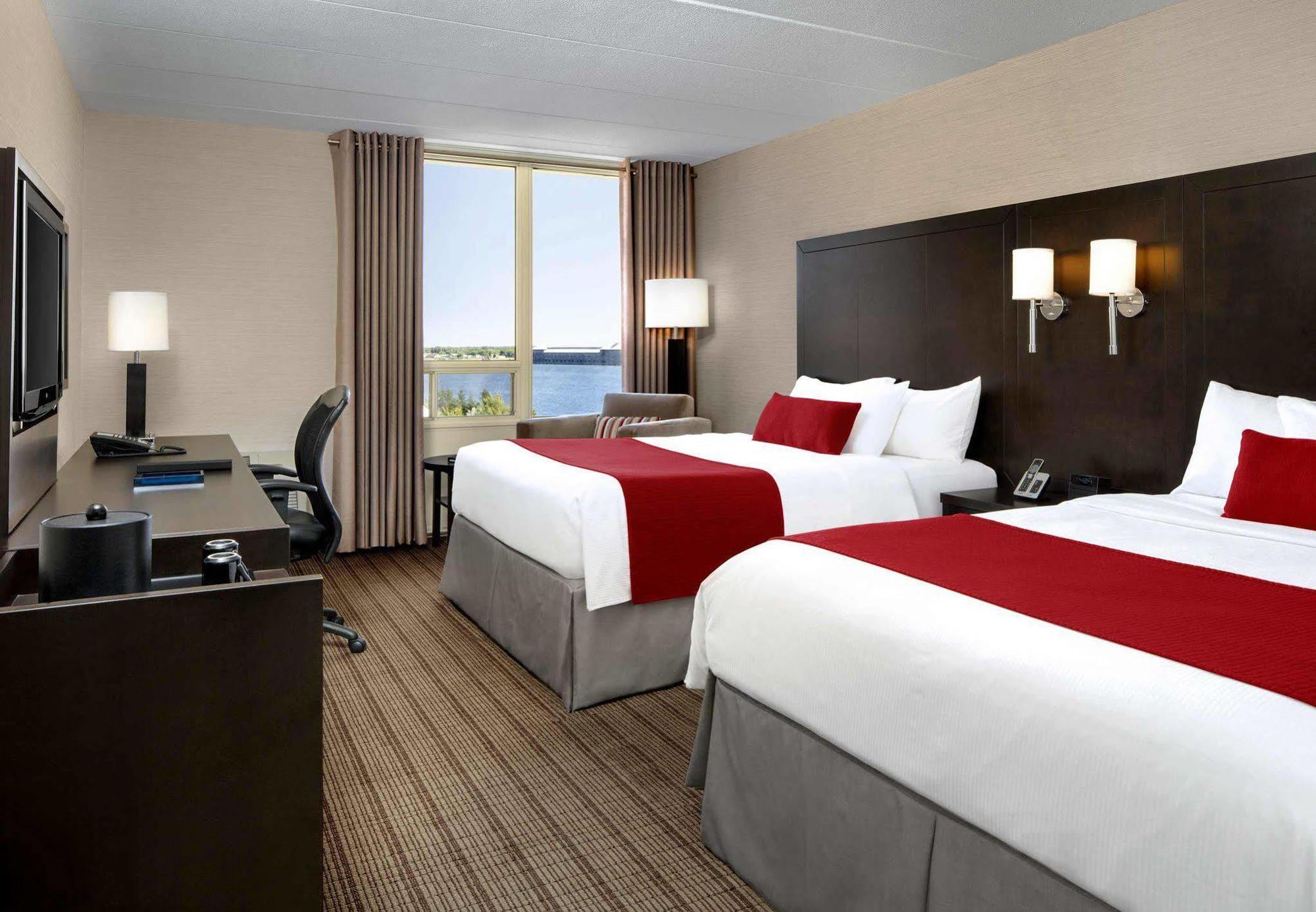 เดลต้า โฮเต็ล บาย แมริออท ซูลแซนต์มารี วอเตอร์ฟรอนต์ Hotel ซูเซนต์มารี ภายนอก รูปภาพ